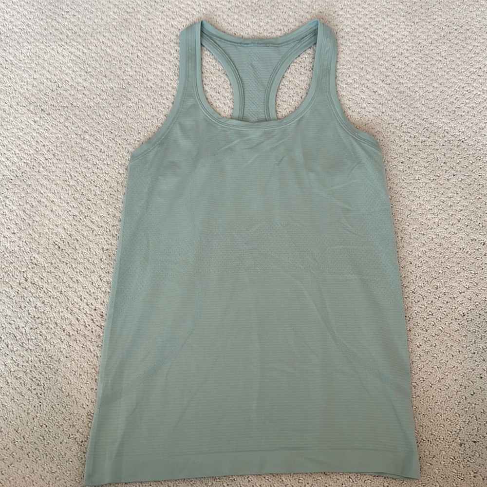 Lululemon Swiftly Tech Racerback Tank Top 2.0 Size 6